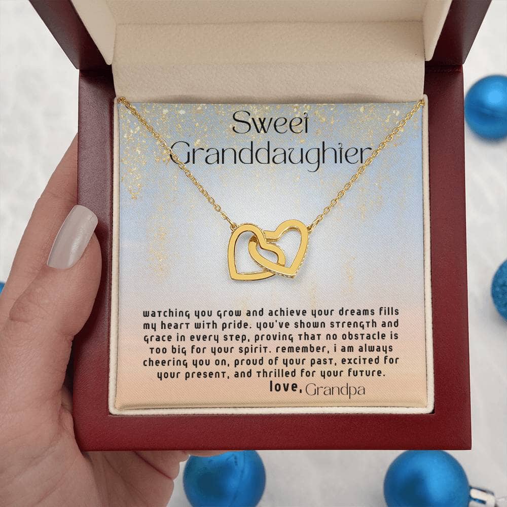 Everlasting Bonds: The Grandparent's Interlocking Hearts Necklace with Personalized Message